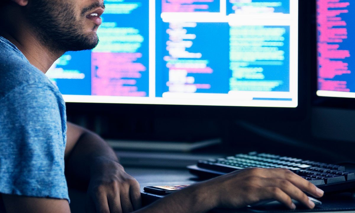 Exploiting and Securing Vulnerabilities in Java Applications cou_182