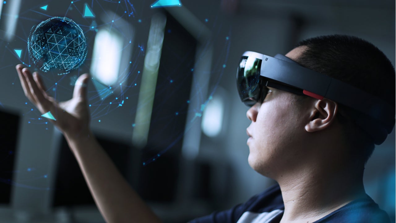 AR (Augmented Reality) & Video Streaming Services Emerging Technologies cou_202502202