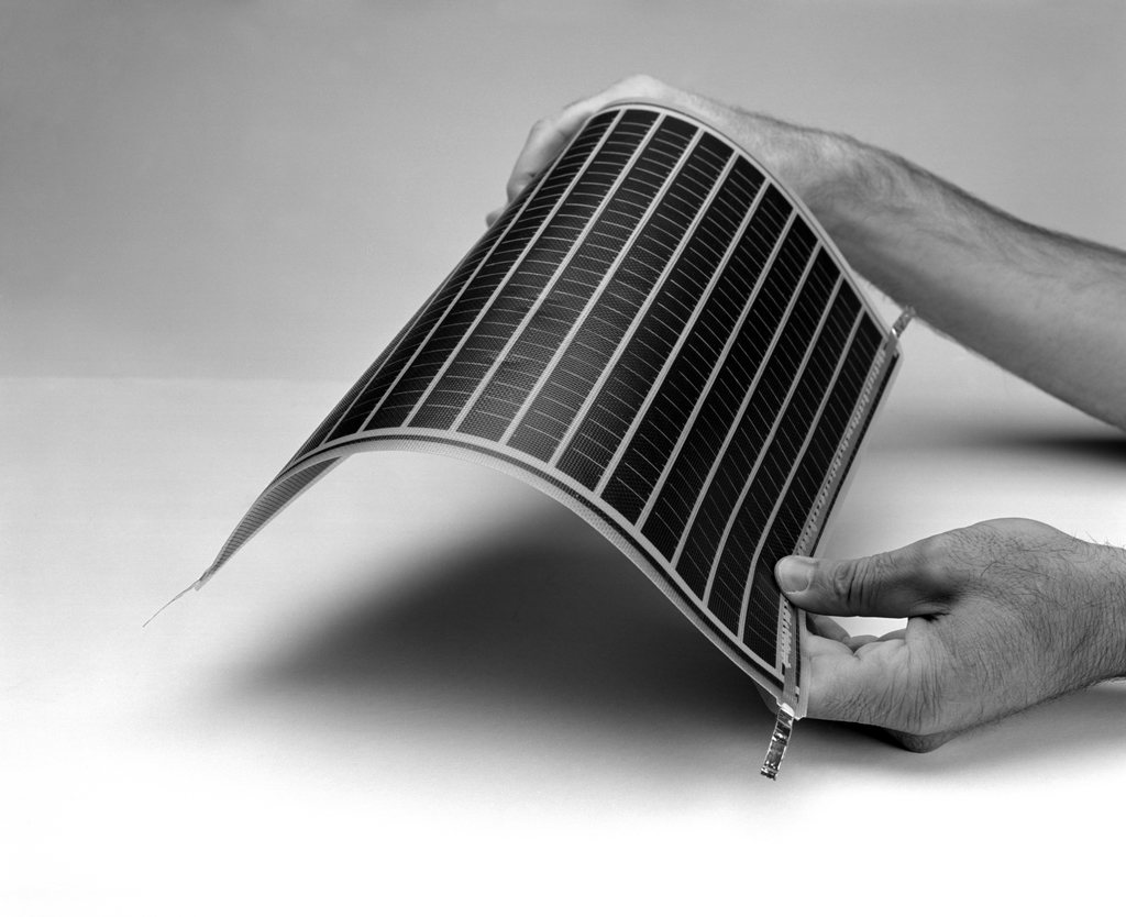 Silicon Thin Film Solar Cells cou_202503284