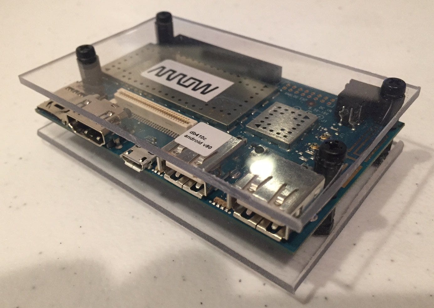 Internet of Things: Setting Up Your DragonBoard™ Development Platform cou_202503335